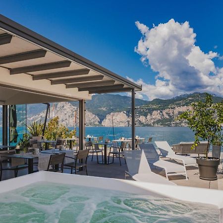 Hotel Gabbiano Malcesine Exterior foto